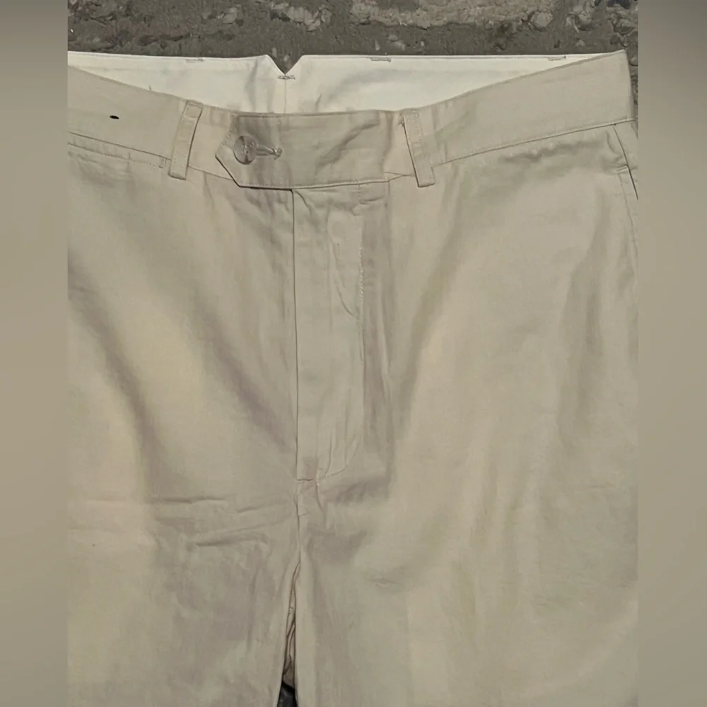 Cremieux Newport Chino Shorts Men’s Size 29 Cream Color Cotton Preppy Summer